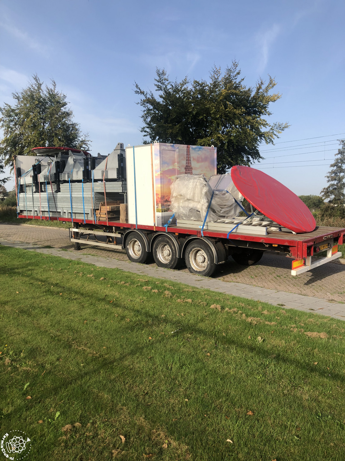 95fbf4ba-dbf3-4a09-afa2-c2e4cef197d7.jpeg