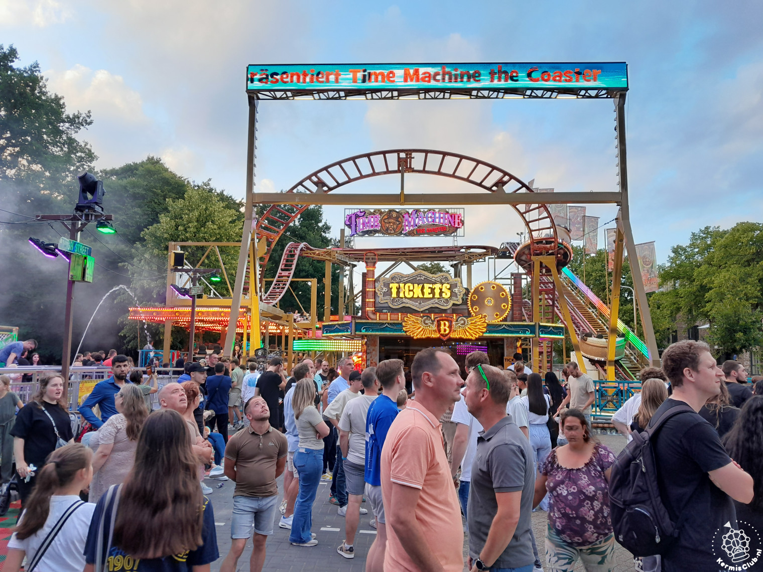57-time-machine-the-coaster-01.jpg